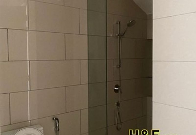 S43. Bukit Rimau Semi D corner New Unit Kota Kemuning