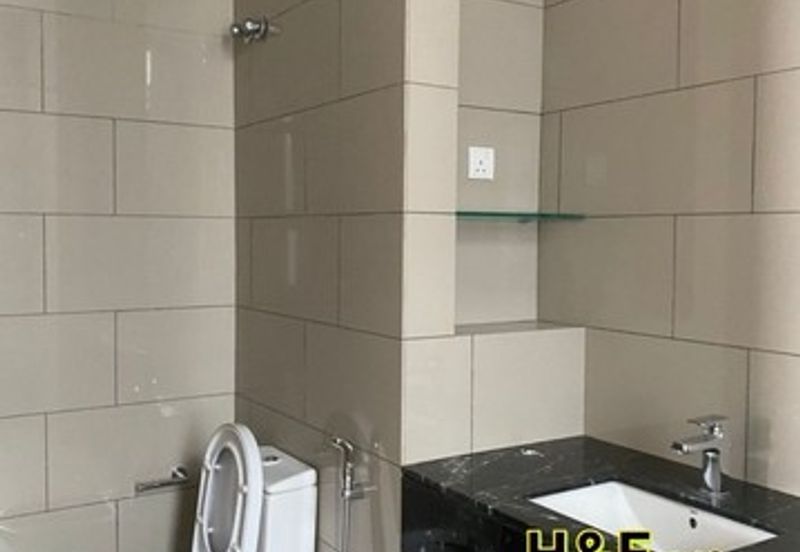 S43. Bukit Rimau Semi D corner New Unit Kota Kemuning