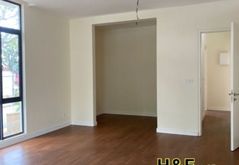 S43. Bukit Rimau Semi D corner New Unit Kota Kemuning