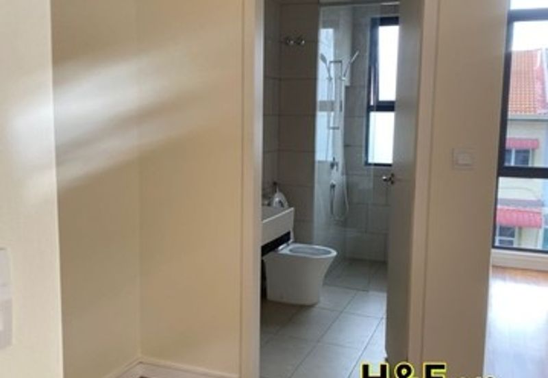 S43. Bukit Rimau Semi D corner New Unit Kota Kemuning