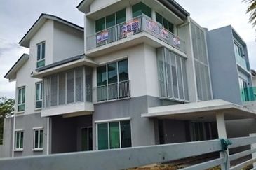 Bandar Bukit Raja @Taipan