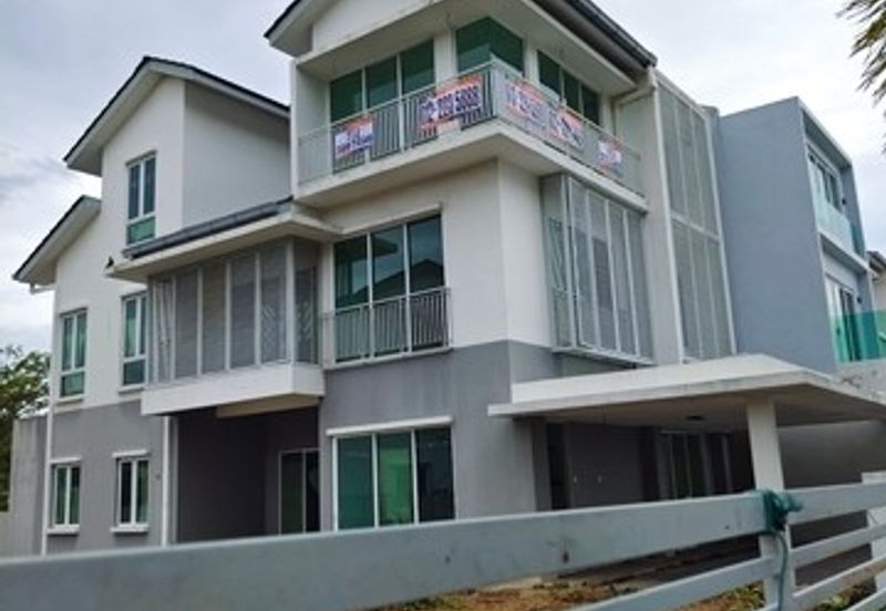 Bandar Bukit Raja @Taipan