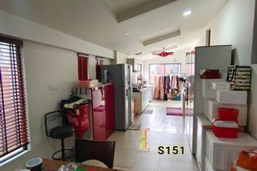 Glenmarie Cove Port klang