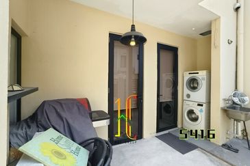 Pentas 6 @ Alam Impian