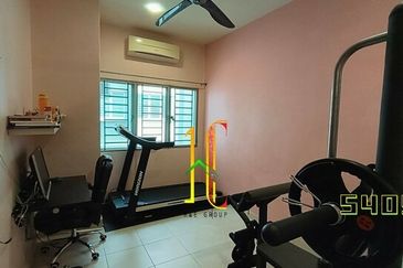 Jalan Setia Impian U13/8B