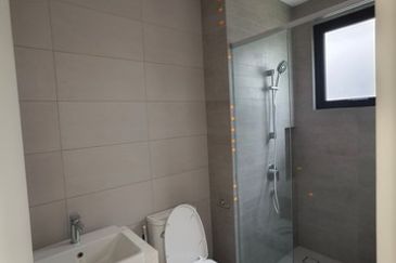 Freesia Residences @ Tropicana Aman