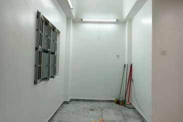 Jalan Sungai Kapar Indah 11A