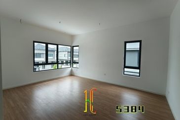 Freesia Residences @ Tropicana Aman