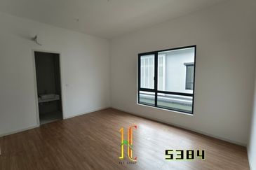 Freesia Residences @ Tropicana Aman