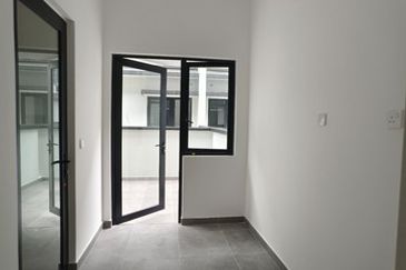 Freesia Residences @ Tropicana Aman