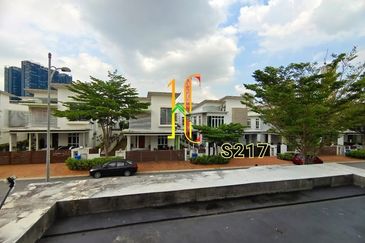Casa Idaman, Setia Alam