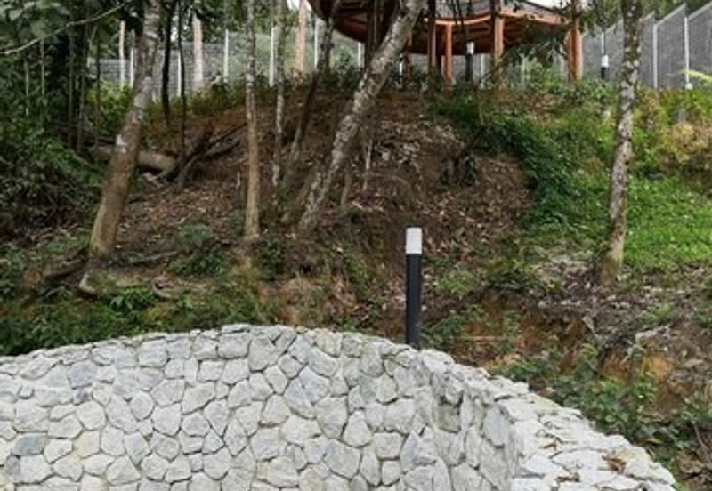 Suterapine condo sungai long