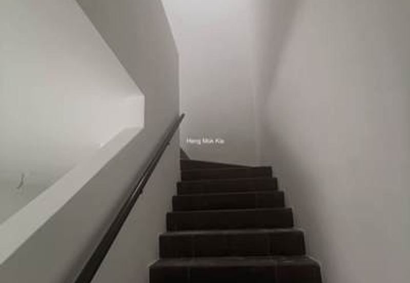 New House At Mahkota Banting Near WCE hightway