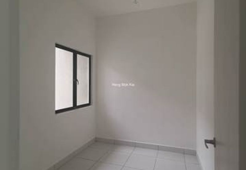 New House At Mahkota Banting Near WCE hightway