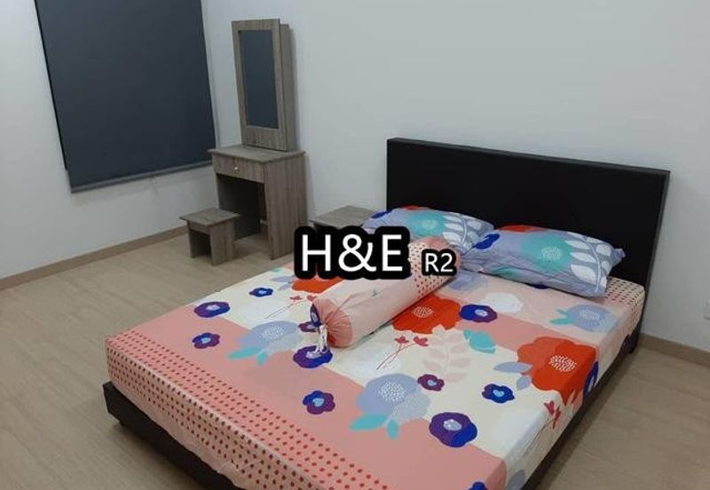 Gravit8 Condominium Klang