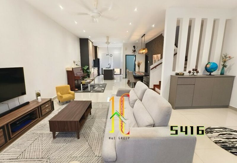 Pentas 6 @ Alam Impian