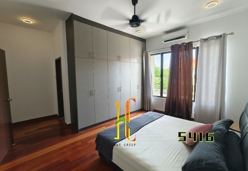 Pentas 6 @ Alam Impian