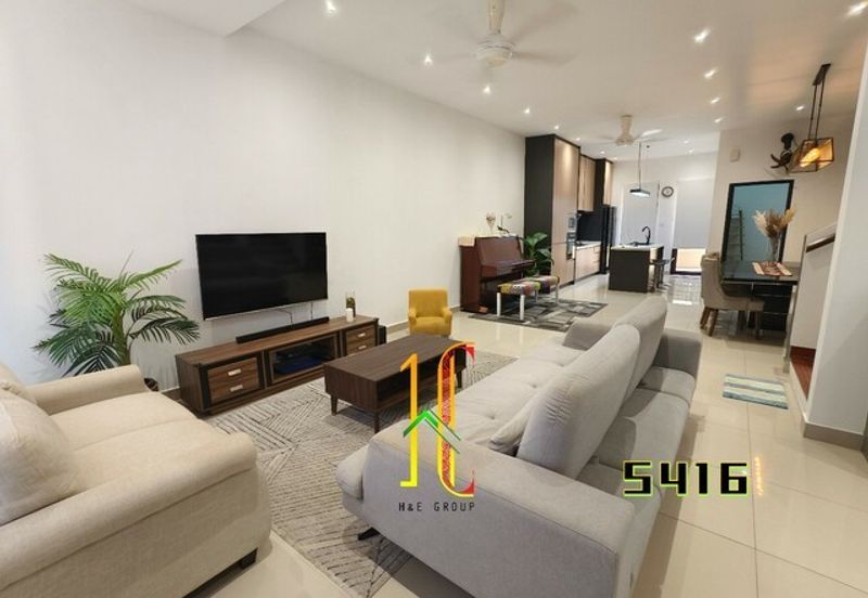 Pentas 6 @ Alam Impian