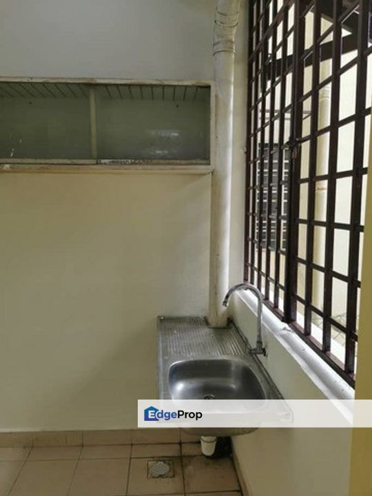 Pangsapuri Kasuarina, , 