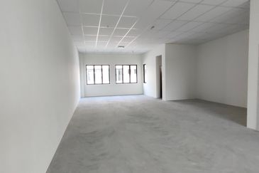 💢New Shop For RENT 💥 Triana, Tropicana Aman‼️