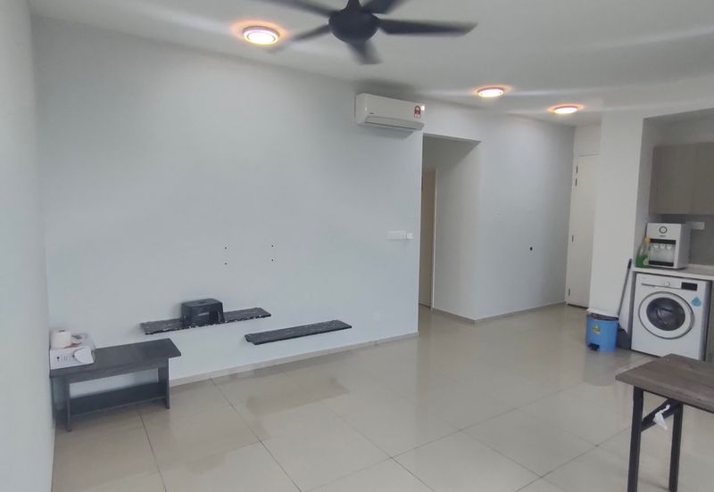 Gravit8 @ Klang South