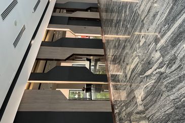 Hill10 Residence @ i-City