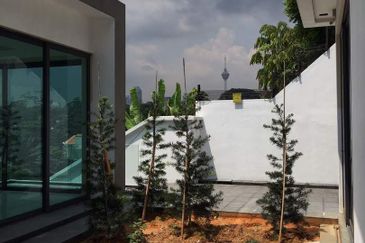 Bungalow with Private Pool @ Kenny Hills (Bukit Tunku)