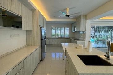 English Style Bungalow @ Kenny Hills (Bukit Tunku)