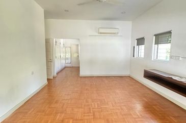 English Style Bungalow @ Kenny Hills (Bukit Tunku)