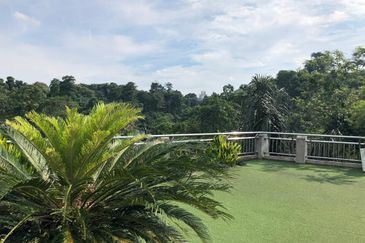 Bungalow with Private Pool @ Kenny Hills (Bukit Tunku)