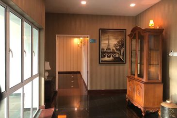 Bungalow with Private Pool @ Kenny Hills (Bukit Tunku)