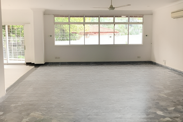 Bungalow with Private Pool @ Kenny Hills (Bukit Tunku)