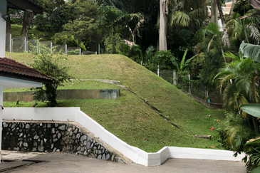 Bungalow with Private Pool @ Kenny Hills (Bukit Tunku)