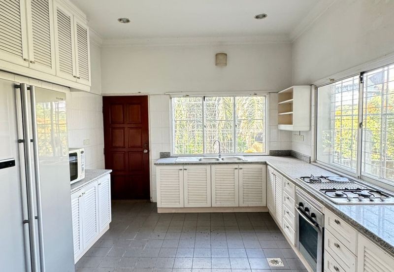 Bungalow with Private Pool @ Kenny Hills (Bukit Tunku)