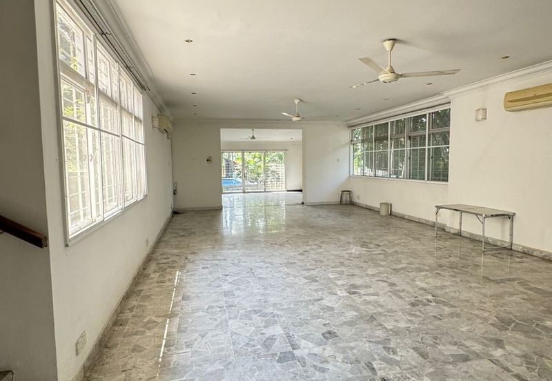 Bungalow with Private Pool @ Kenny Hills (Bukit Tunku)