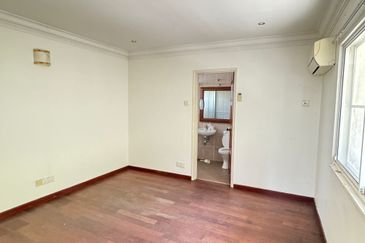 Bungalow with Private Pool @ Kenny Hills (Bukit Tunku)