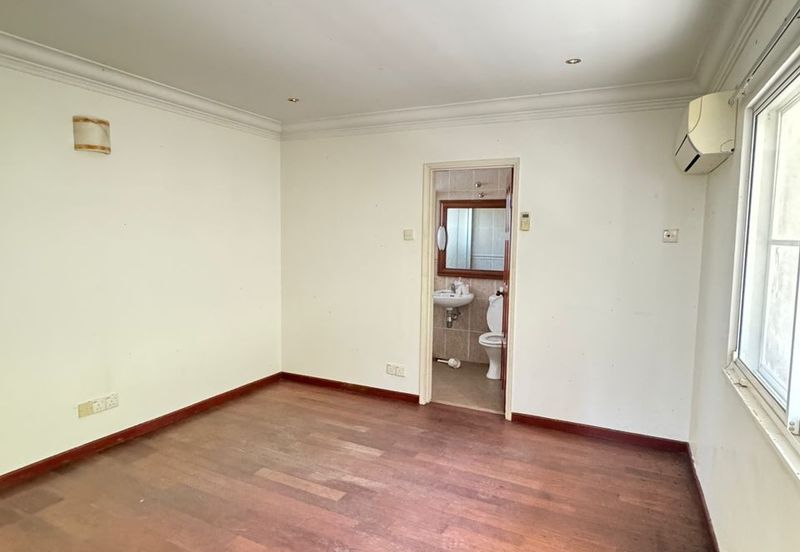 Bungalow with Private Pool @ Kenny Hills (Bukit Tunku)