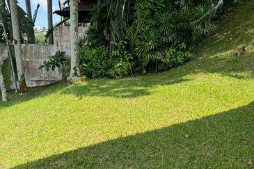 Bungalow with Private Pool @ Kenny Hills (Bukit Tunku)