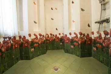 2.5s Italian Style Bungalow @ Taman Duta