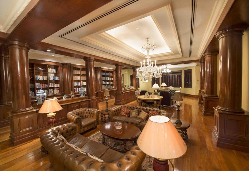 2.5s Italian Style Bungalow @ Taman Duta