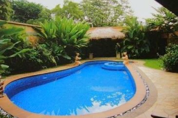 Bungalow with Private Pool @ Bukit Tunku (Kenny Hills)