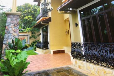Bungalow with Private Pool @ Bukit Tunku (Kenny Hills)