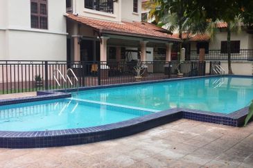 2s Bungalow with Lap Pool @ Mutiara Damansara