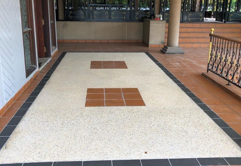 Bungalow with Private Pool @ Taman Duta