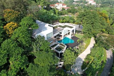 Tropical resort house in a forest environment within KL Citycentre