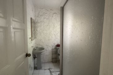 Jalan Tinggian Tunku