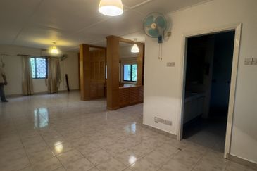 Jalan Tinggian Tunku