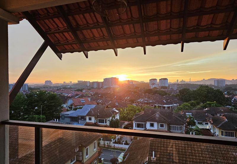 Elegant 2½-Storey Freehold Bungalow - Taman Sejati Hill Villa