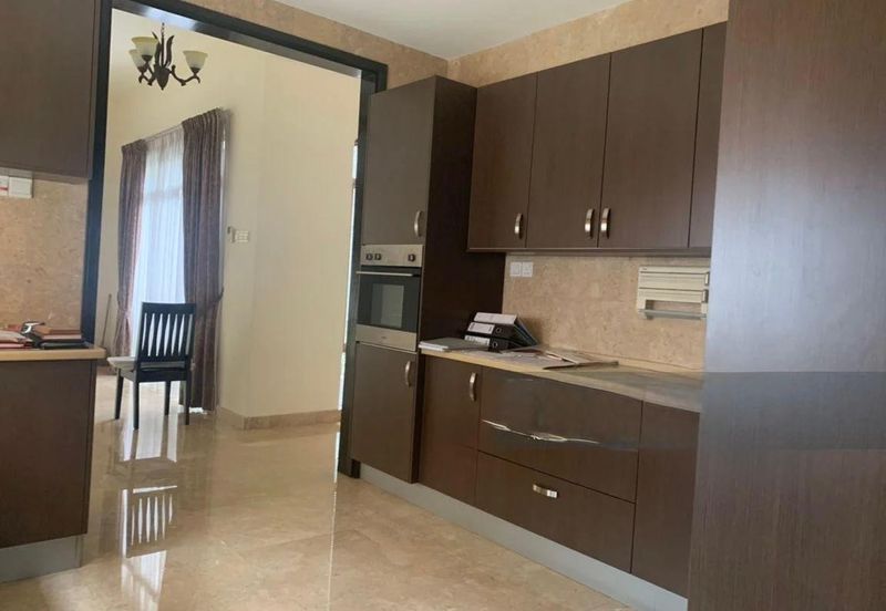 Luxurious Freehold 3-Storey Corner Bungalow - Mont Kiara