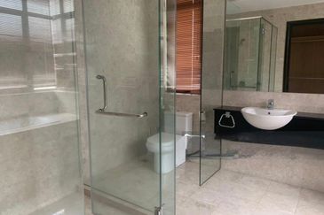 Luxurious Freehold 3-Storey Corner Bungalow - Mont Kiara